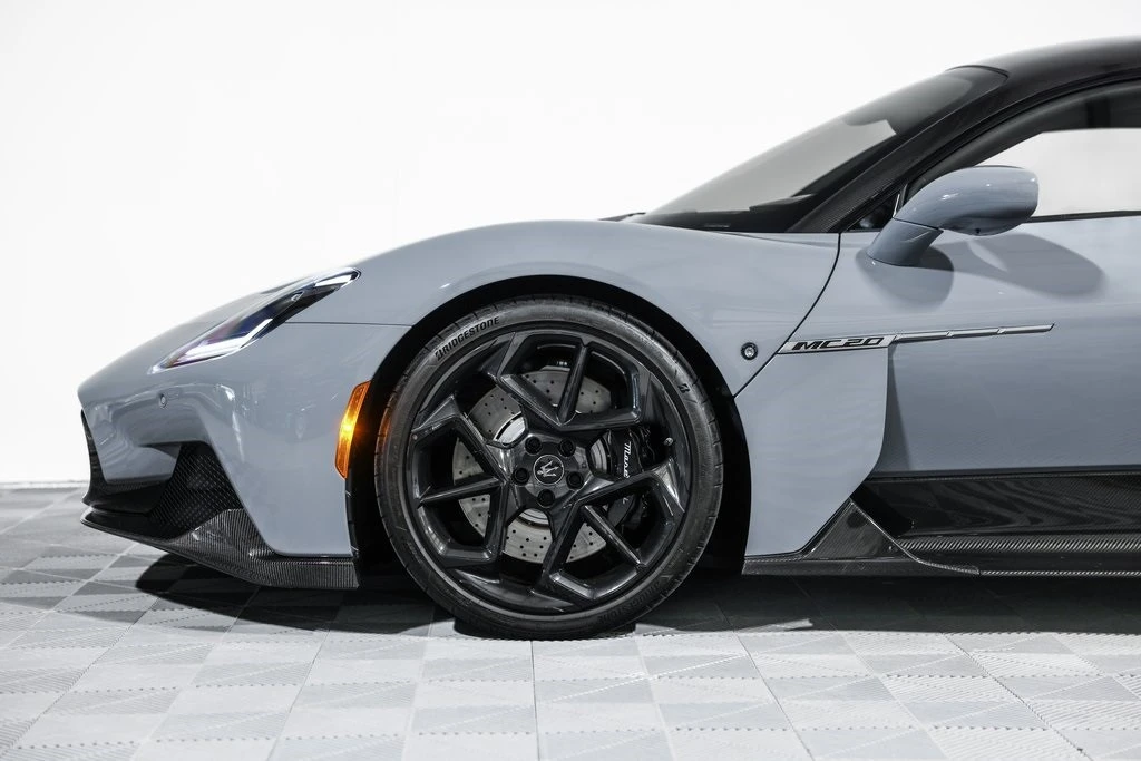 2023 Maserati MC20 - Image 14 of 21