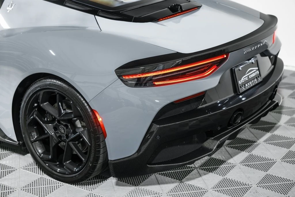 2023 Maserati MC20 - Image 17 of 21