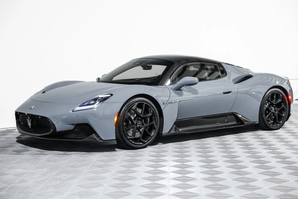2023 Maserati MC20 - Image 18 of 21
