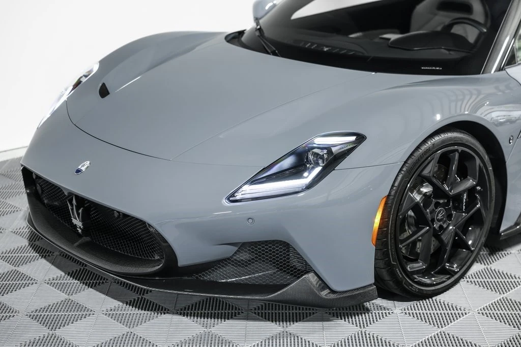 2023 Maserati MC20 - Image 19 of 21
