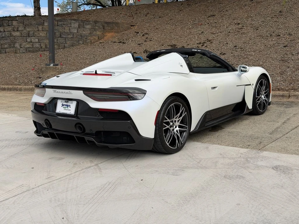 2023 Maserati MC20 - Image 5 of 21