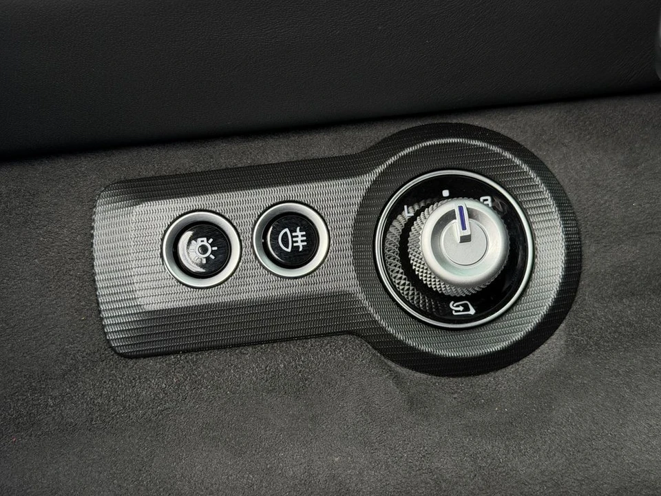 2023 Maserati MC20 - Image 16 of 21