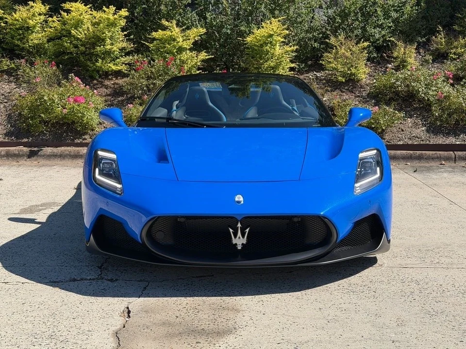 2023 Maserati MC20 - Image 12 of 21