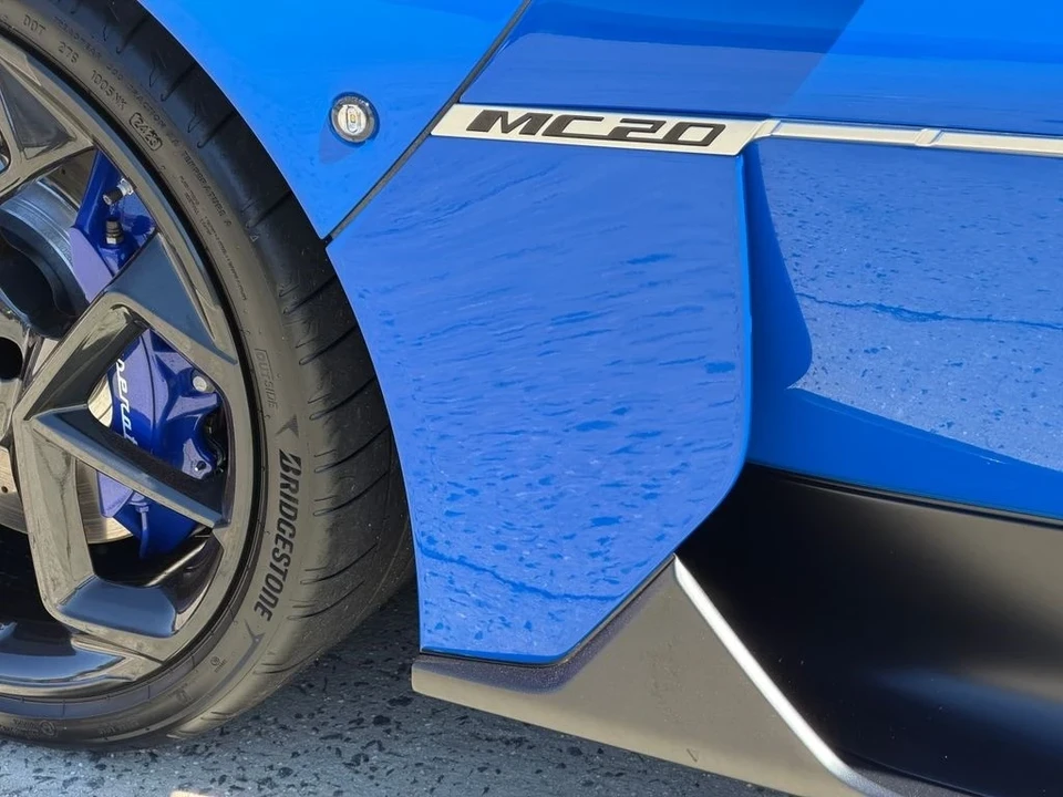 2023 Maserati MC20 - Image 15 of 21
