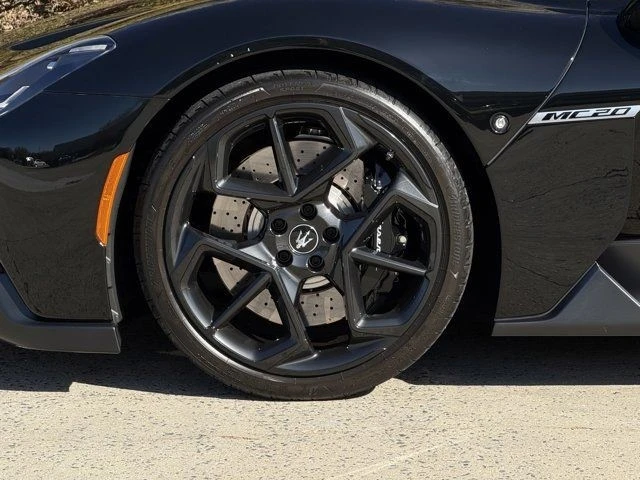 2023 Maserati MC20 - Image 15 of 21