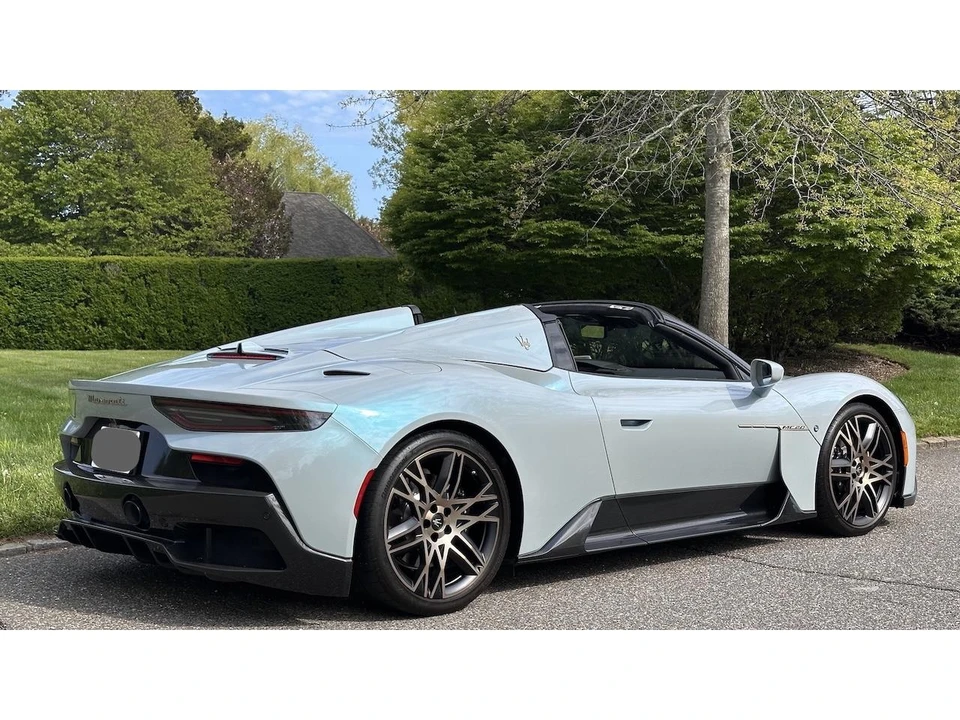 2023 Maserati MC20 - Image 3 of 31