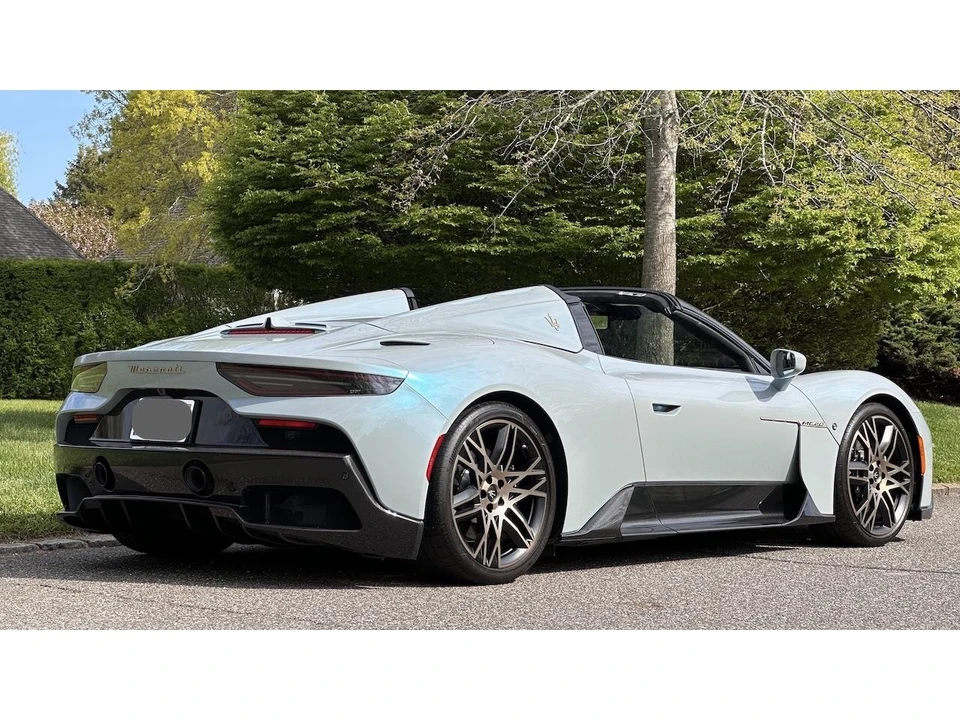 2023 Maserati MC20 - Image 7 of 31