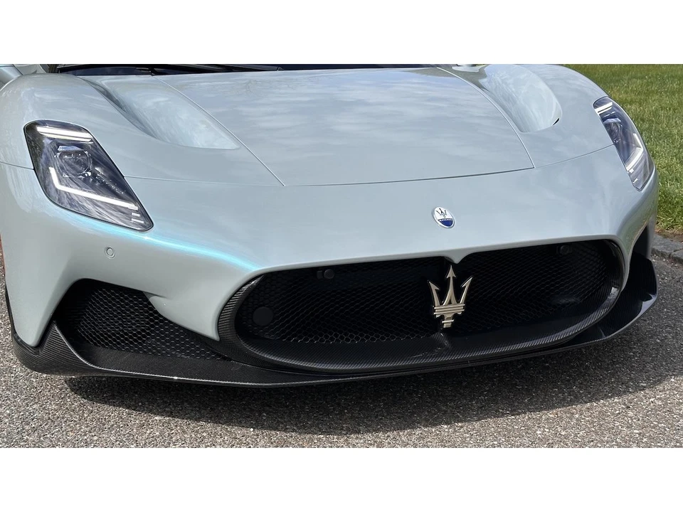 2023 Maserati MC20 - Image 12 of 31