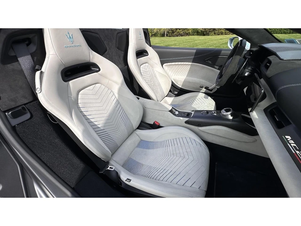 2023 Maserati MC20 - Image 26 of 31