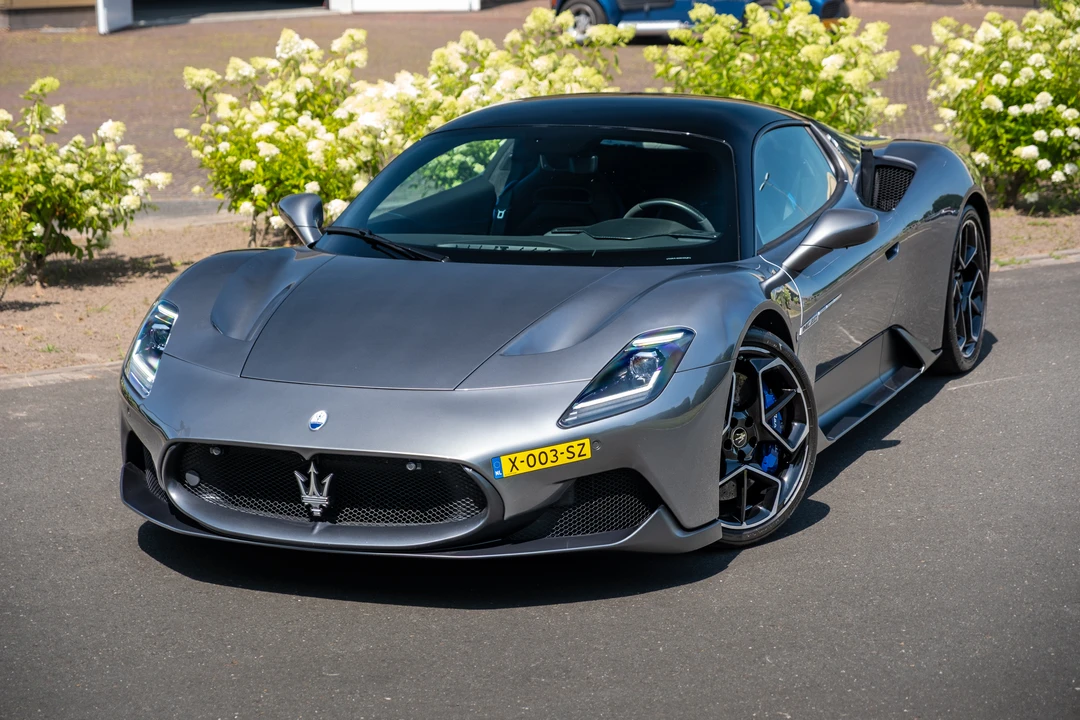 2023 Maserati MC20 - Image 25 of 31