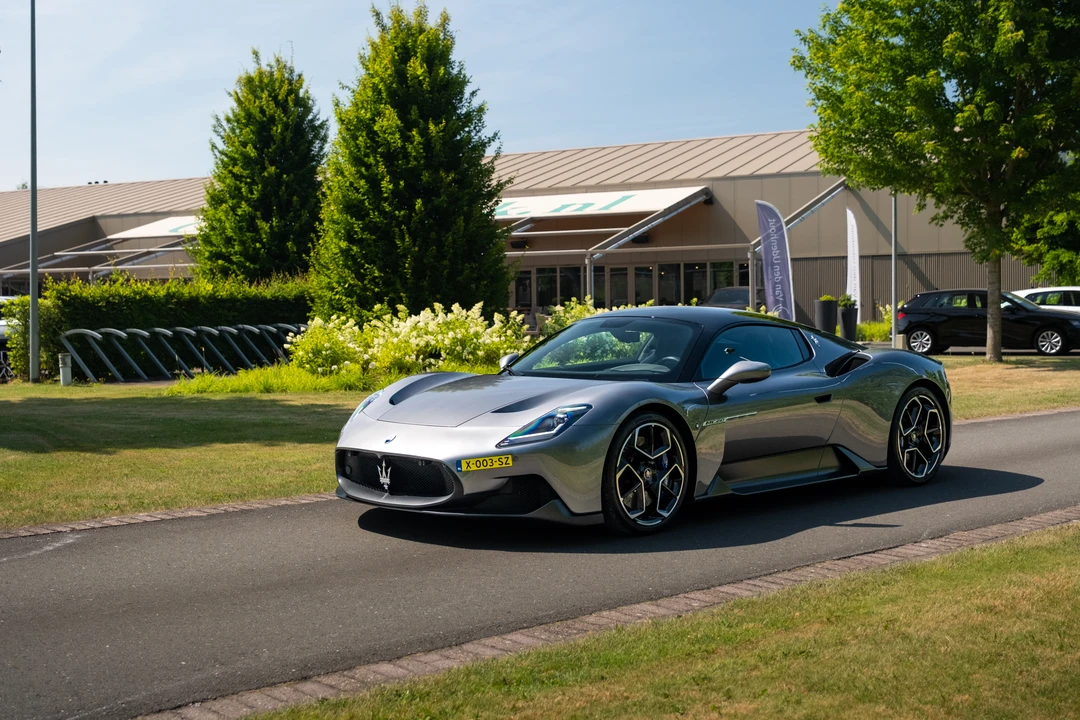 2023 Maserati MC20 - Image 31 of 31
