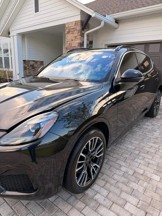 2023 Maserati Grecale - Image 2 of 10