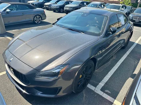 2023 Maserati Quattroporte Modena Q4