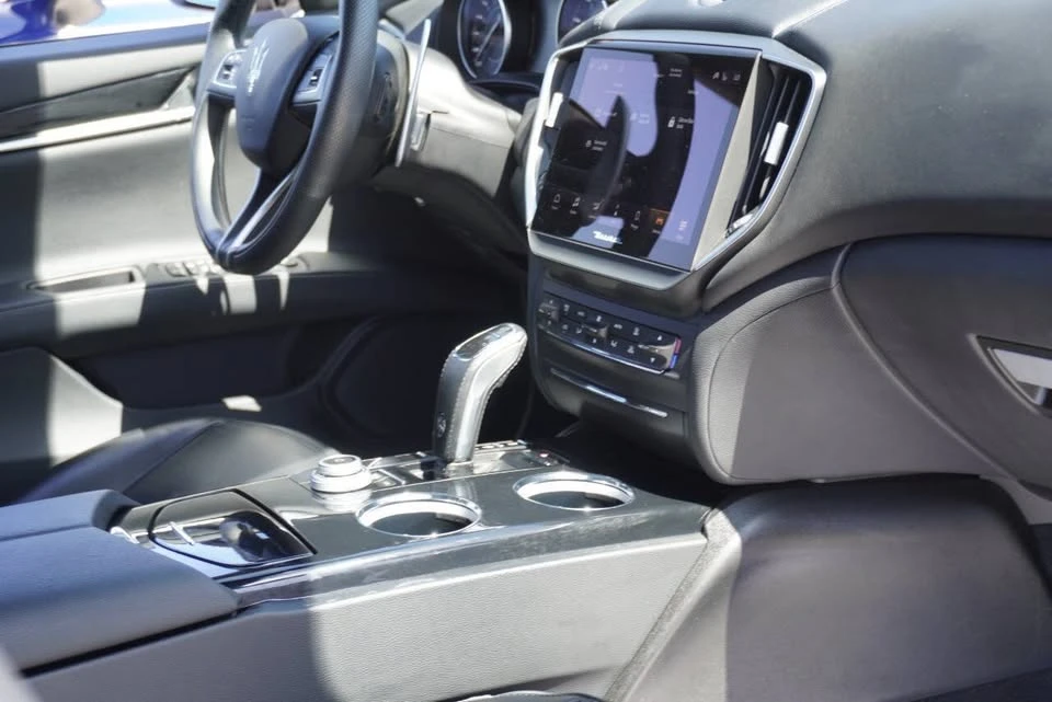 2023 Maserati Ghibli 3rd Gen - Image 15 of 20