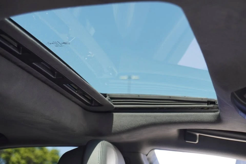 2023 Maserati Ghibli 3rd Gen - Image 17 of 20