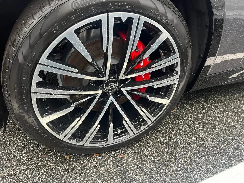 2023 Maserati Grecale - Image 2 of 10