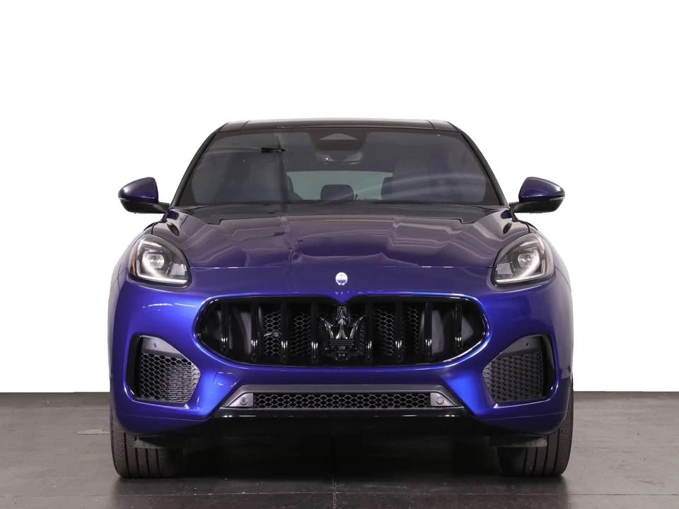 2023 Maserati Grecale - Image 2 of 12