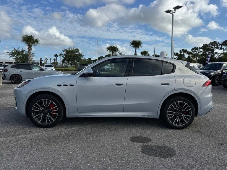 2023 Maserati Grecale - Image 2 of 11