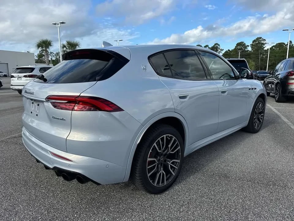 2023 Maserati Grecale - Image 4 of 11