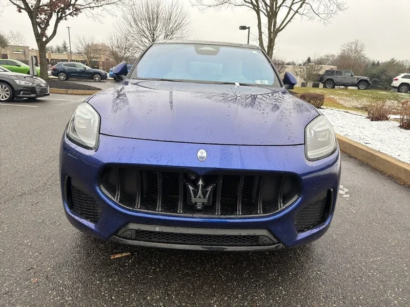 2023 Maserati Grecale - Image 2 of 9