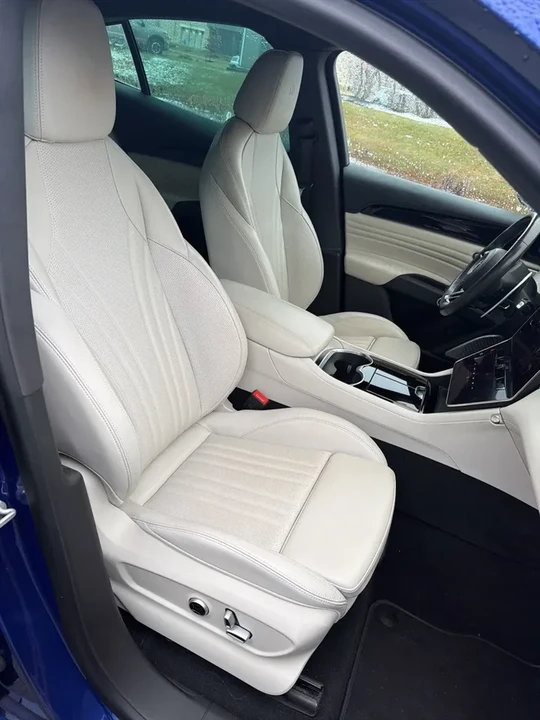 2023 Maserati Grecale - Image 6 of 9