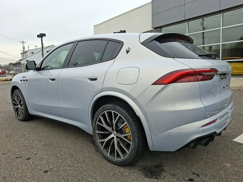 2023 Maserati Grecale - Image 5 of 12