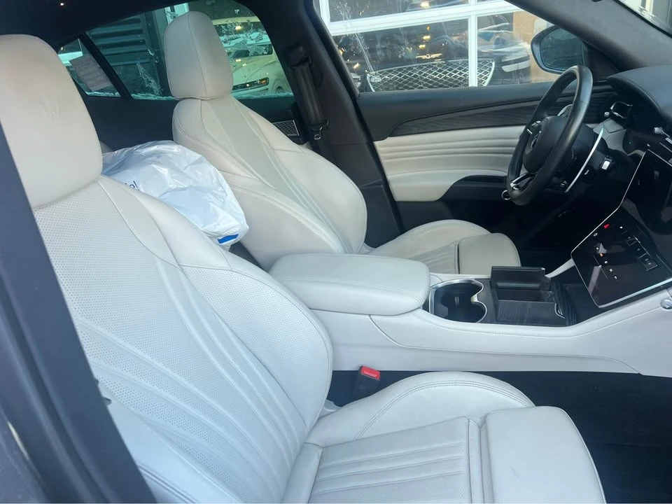 2023 Maserati Grecale - Image 3 of 3