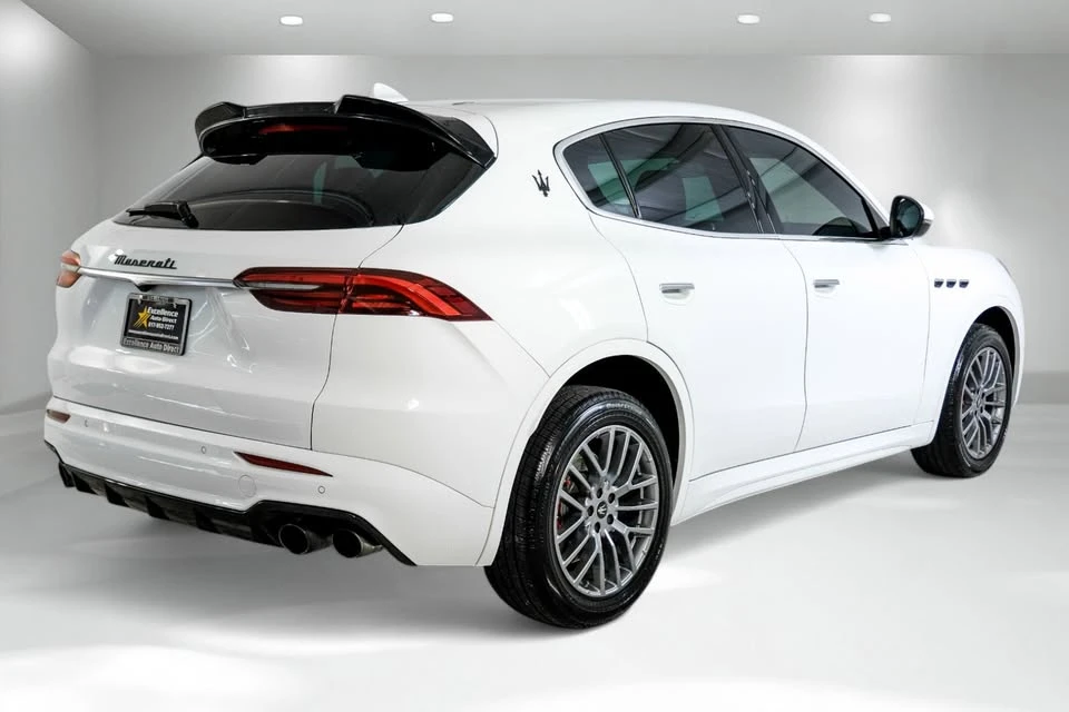 2023 Maserati Grecale - Image 8 of 14