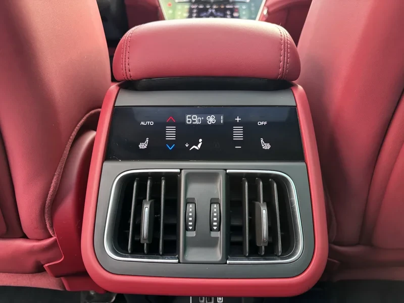 2023 Maserati Grecale - Image 6 of 12