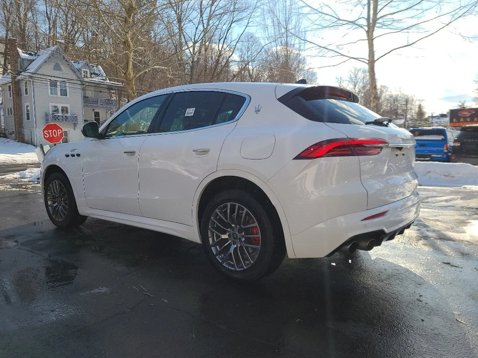 2023 Maserati Grecale - Image 4 of 17