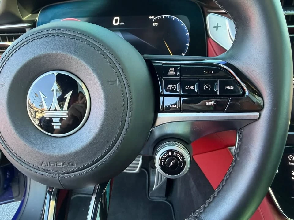 2023 Maserati Grecale - Image 12 of 19