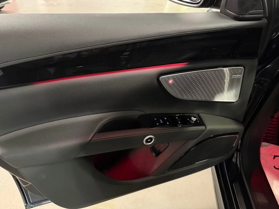 2023 Maserati Grecale - Image 17 of 20