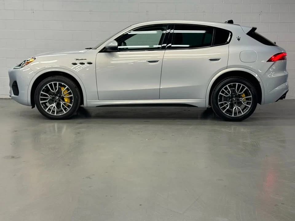 2023 Maserati Grecale - Image 2 of 20