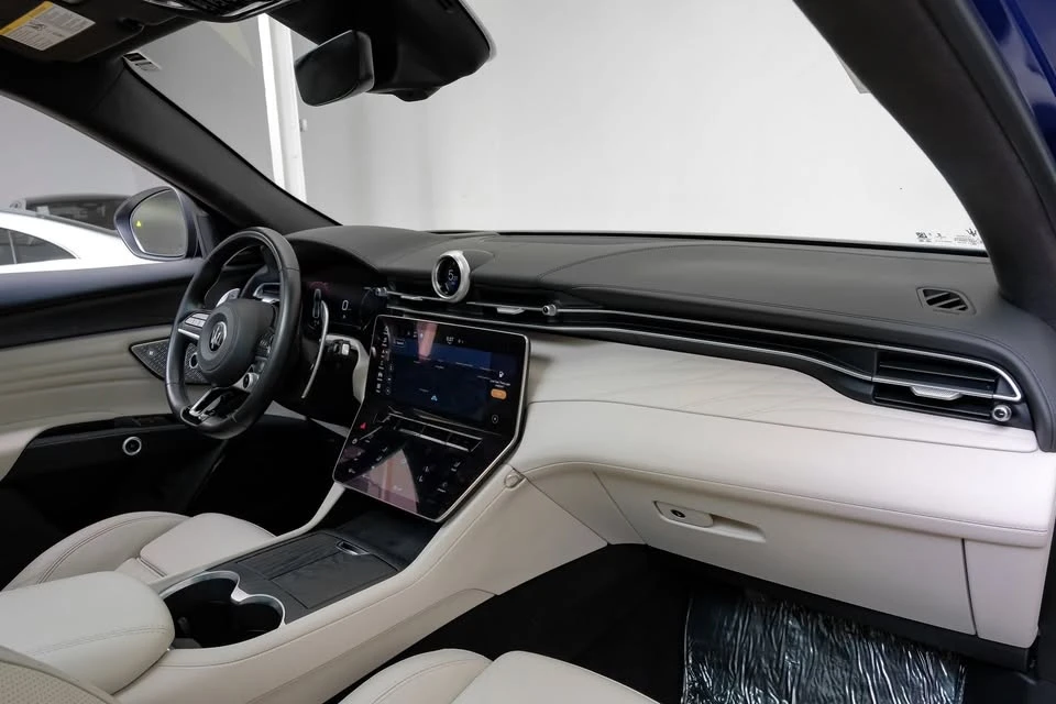 2023 Maserati Grecale - Image 17 of 20