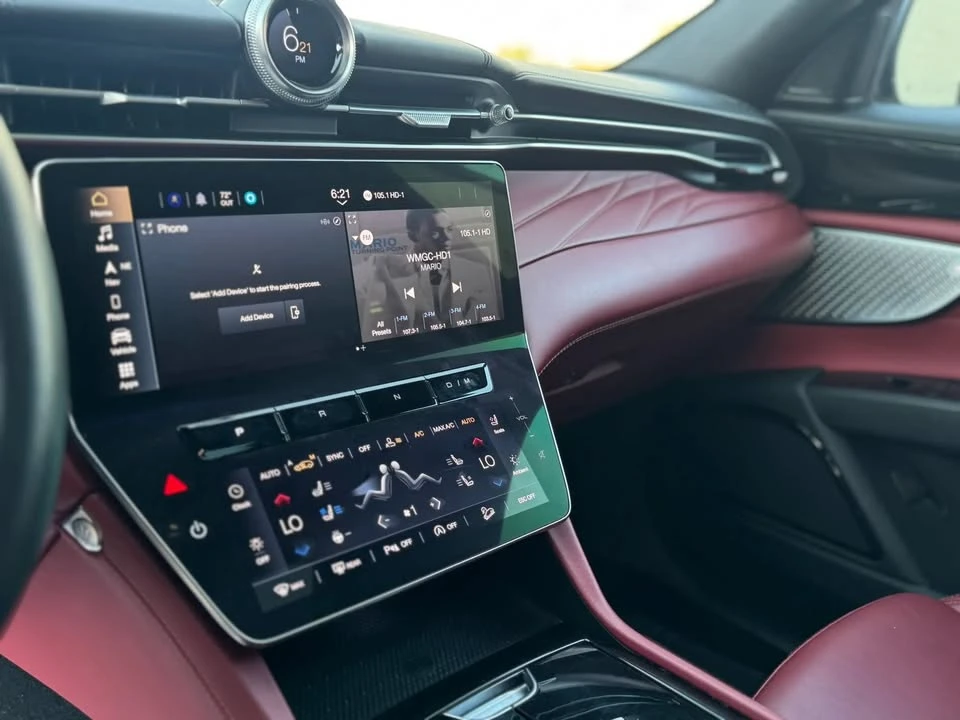 2023 Maserati Grecale - Image 15 of 20