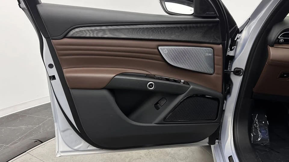 2023 Maserati Grecale - Image 11 of 19
