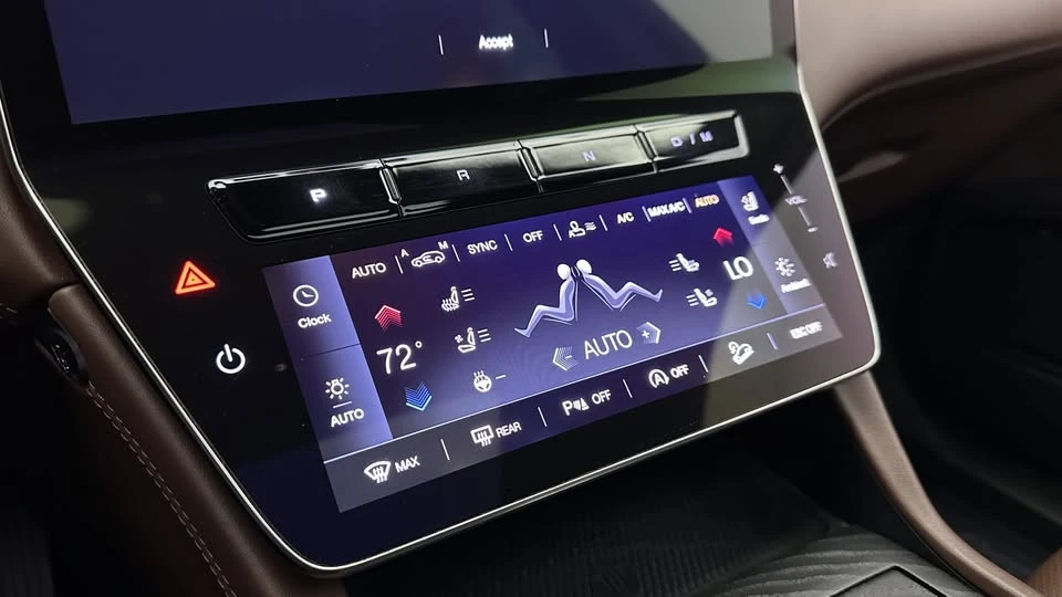 2023 Maserati Grecale - Image 16 of 19