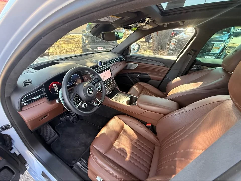 2023 Maserati Grecale - Image 13 of 14