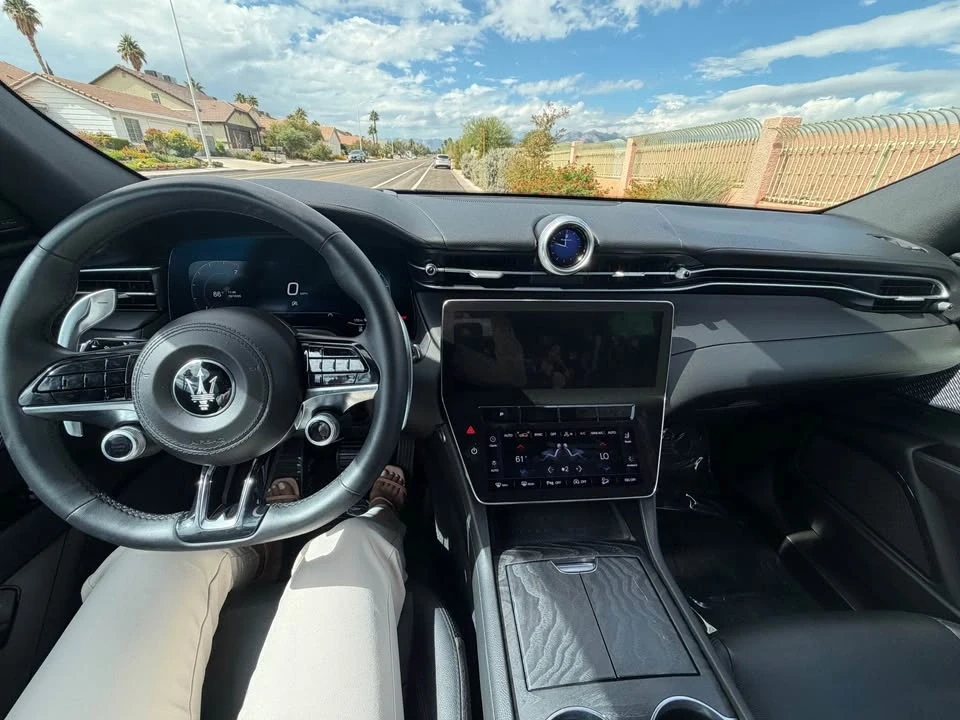 2023 Maserati Grecale - Image 13 of 17