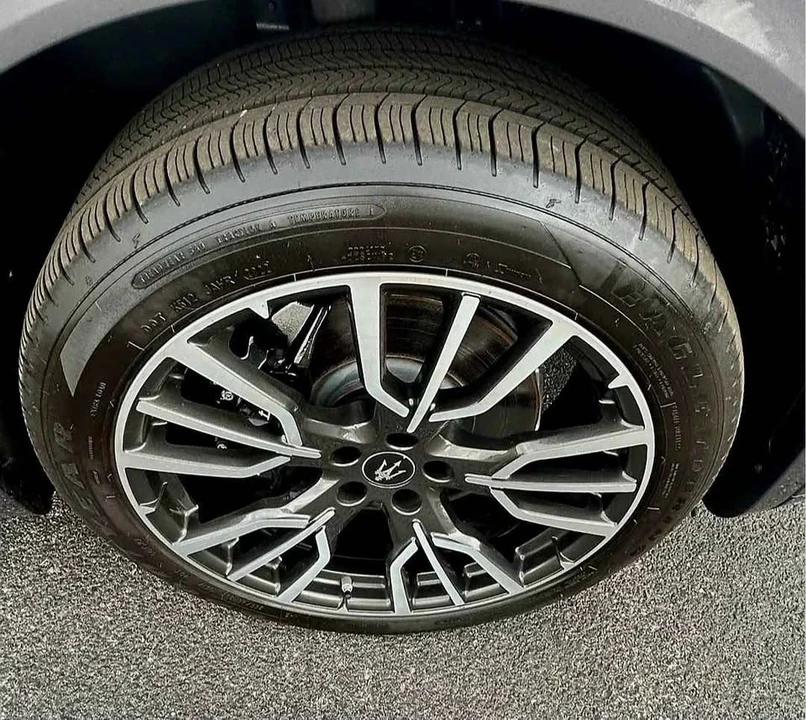 2023 Maserati Grecale - Image 17 of 20