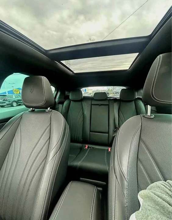 2023 Maserati Grecale - Image 10 of 19