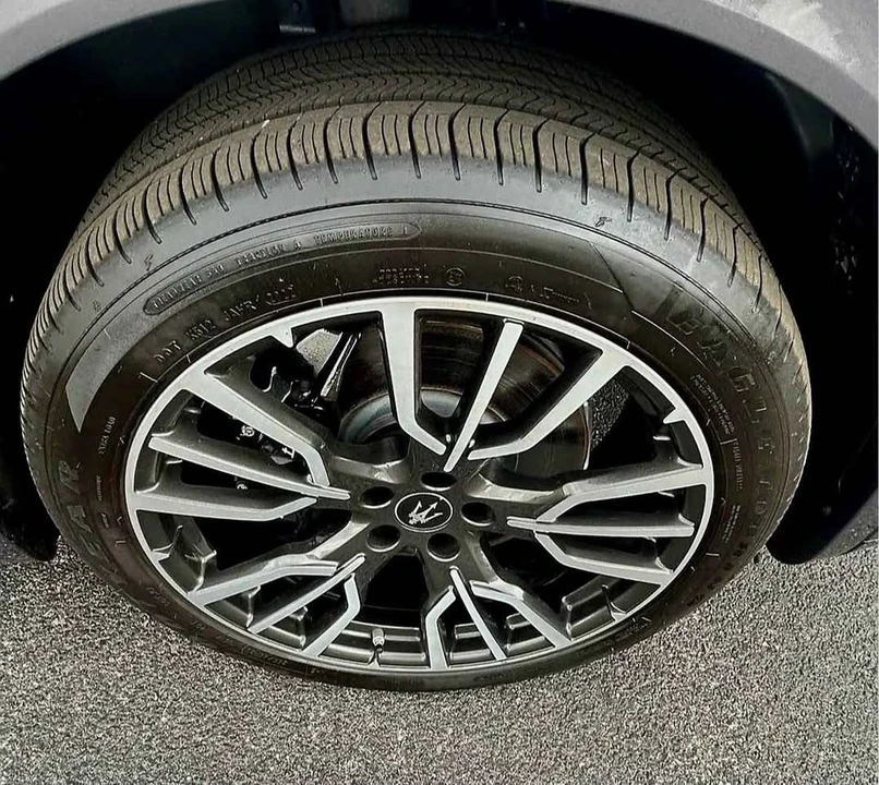 2023 Maserati Grecale - Image 17 of 19