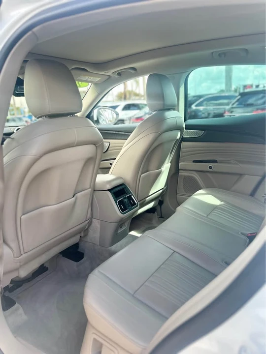 2023 Maserati Grecale - Image 7 of 7