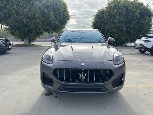 2023 Maserati Grecale - Image 2 of 13