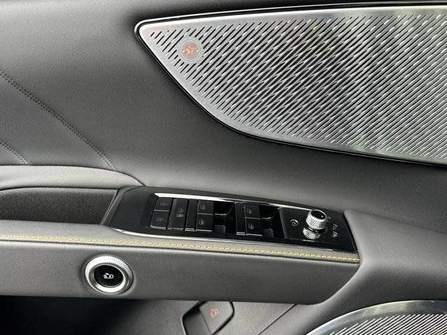 2023 Maserati Grecale - Image 16 of 20