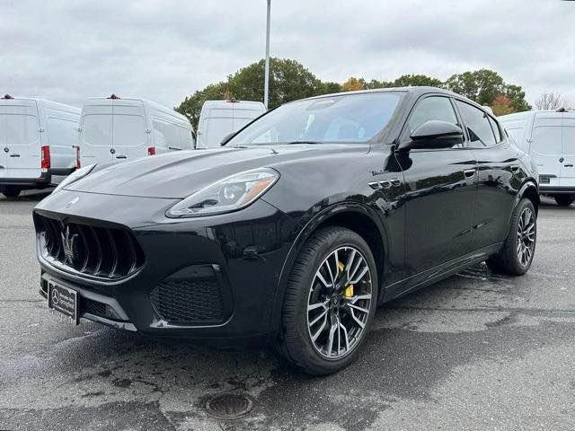 2023 Maserati Grecale - Image 2 of 20