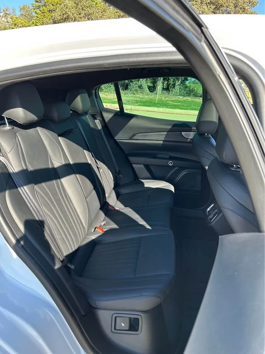2023 Maserati Grecale - Image 17 of 19