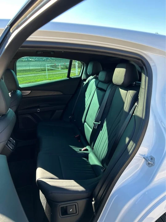 2023 Maserati Grecale - Image 16 of 19