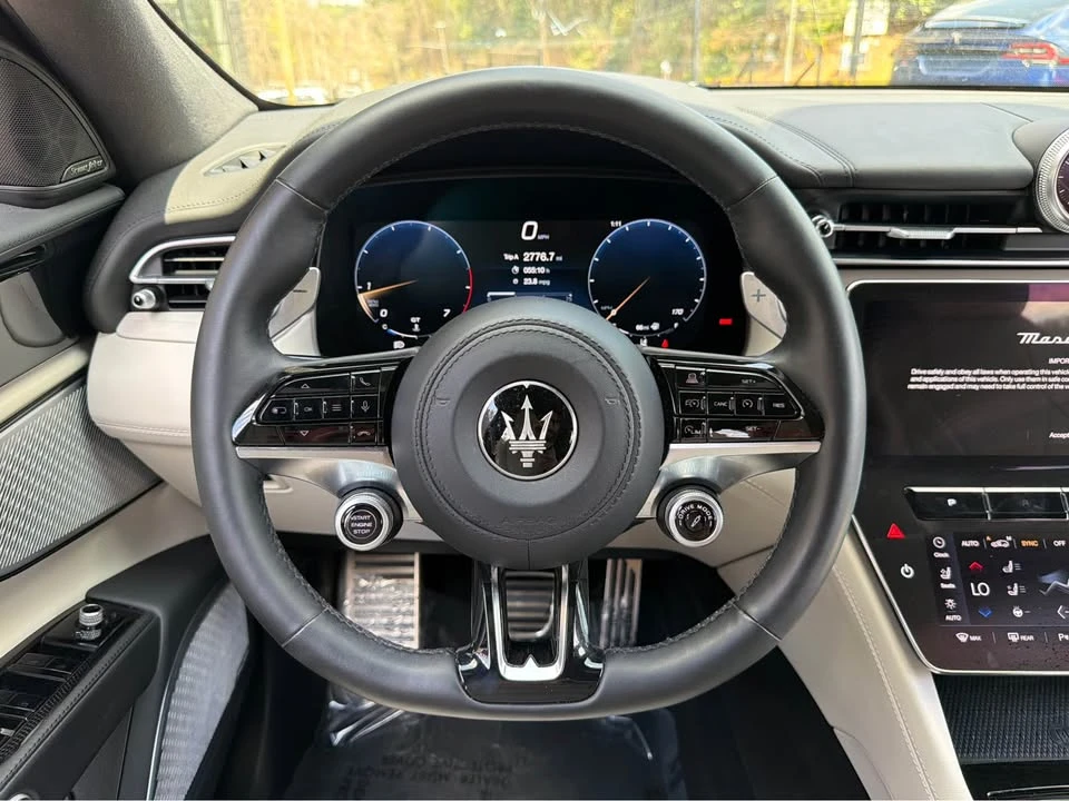 2023 Maserati Grecale - Image 16 of 20