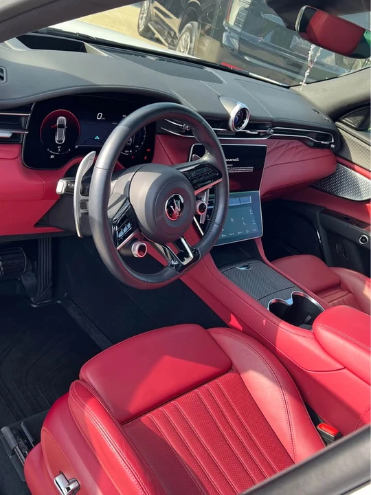 2023 Maserati Grecale - Image 11 of 16